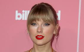 Taylor Swift is 'Nils Sjoberg'