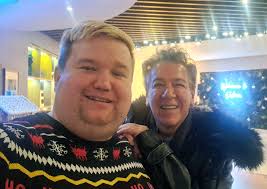 Showbiz presenter Ross King was spotted at a Glasgow restaurant as he  revealed he once snubbed a night out with Liam Gallagher. The star popped  into Epicures in Hyndland, Glasgow,