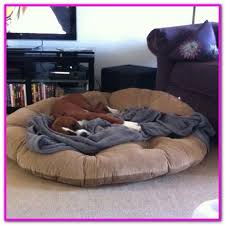 A memory foam dog bed is appropriate for senior dogs that are suffering from arthritis and other pains that come with old age. Cheap Extra Large Dog Beds Walmart Serta Orthopedic Memory Foam Couch Pet Bed Large Color May Vary Bow Wow Pet Fur Hunde Bett Grosse Hundebetten Hundebett