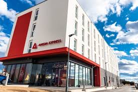 Maybe you would like to learn more about one of these? Hotel Amedia Express Graz Airport In Feldkirchen Bei Graz Lage Und Anfahrt Verwoehnwochenende