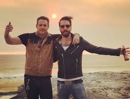 Gefallt 1 527 Mal 7 Kommentare The Bosshoss Thebosshoss Official Auf Instagram Vater Manner Auf Euch Auf Uns Happy The Bosshoss Zalando Style Mann