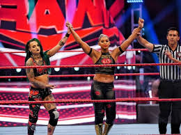 What does bianca belair's est mean? Bianca Belair And Shayna Baszler Return On Raw With Big Statements