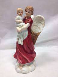 Shoppe deine lieblingstrends von angels online im shop. Vintage Porcelain Angel Holding Child Figurine Home Interior Homco Holding Child Vintage Porcelain Home Interiors And Gifts