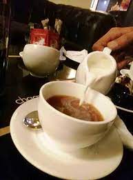 Chaaye Khana Peshawar Keeping The Tradition Of Chaaye Drinking Alive Youlin Magazine