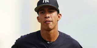 MLB: Super novato de Yankees sigue brillando con su defensa; hizo out con  jugadón a lo Derek Jeter