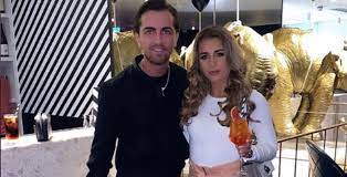 Instagram) dani dyer is said to be 'floored' by the news her boyfriend sammy kimmence has been jailed for three and. Kr6u3cyzqa4lxm