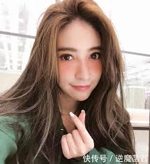72,940 likes · 1,567 talking about this. ä»Šå¹´5æœˆæ‰è®¤çˆ±å¦‚ä»Šè¢«æ›åˆ†æ‰‹ è®¸ç»´æ©æ„Ÿæƒ…ä¹‹è·¯é¢‡ä¸ºåŽå· å¿«èµ„è®¯