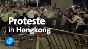 Il 7 proteste fuori dagli istituti in tutta italia. Proteste In Hongkong Youtube