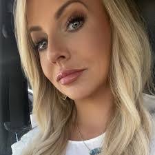 Jade Smith's Instagram, Twitter & Facebook