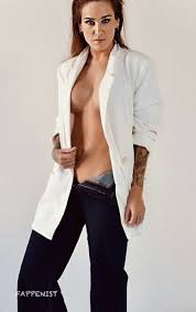 Liza Waschke Nude and Sexy Photo Collection - Fappenist