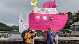 Preparations have been ongoing over the past six months, and now the reality has arrived, and it would appear that potential property buyers are impressed with what they see. Yjrcexxcmccvjm