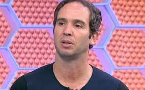 Comentarista esportivo da TV Globo tem salário penhorado por dívidas