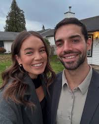 Quarter 1 wrapped ✔️🍓🧡✨ — got to spend so much time in warm places this  winter!! work hard play hard right!?!? — Hawaii with Nate, this man is  officially half way done