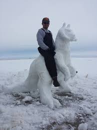 My Friend Made A Snow Tauntaun Today Snow Sculptures Snow Art Tauntaun