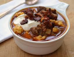 Anna Olson S Hungarian Goulash Dinner With Julie Recipe Hungarian Recipes Recipes Food