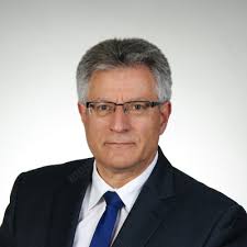 DUMMDEUTSCH“ Klaus Philipp Mertens hat 2016 eine Abhandlung über die…