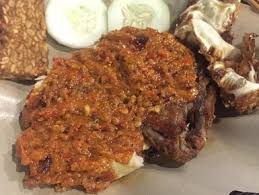 Dengan bahan sederhana, kamu bisa meracik sambal matah sendiri di rumah. Ayam Gepuk Pak Gembus Semolowaru Surabaya Lengkap Menu Terbaru Jam Buka No Telepon Alamat Dengan Peta