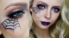 1001 Kreative Ideen Fur Ein Einfaches Halloween Make Up Feste Beauty Makeup Lila Lippenstift Blaue Augen Schminken Halloween Makeup