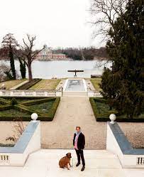 Gerade war er mit seiner. Wolfgang Joop The Selby