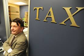 How do taxes work in canada? Tax Tips For Canadians Who Work For U S Companies Mileiq Canada