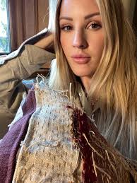 Quarantined in an Oxford Cottage, Ellie Goulding Is Getting Back to Her  Musician Roots