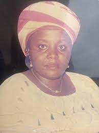 Jeanette Prentice's Instagram, Twitter & Facebook