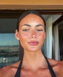 Paige Bartley's Instagram, Twitter & Facebook