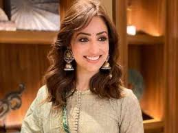 Athmiya rajan is an indian film actress, dancer and singer, who works in tamil and malyalam films. Cqg N64twls6fm