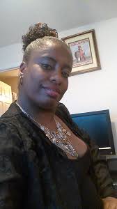 Regina Deberry (@reginsdeberry)