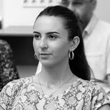 Her music ranged from traditional romanian music to romance, tango. Cpip Ana Maria Tanase