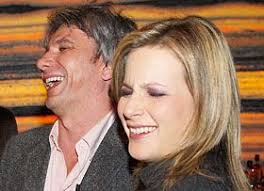 Facebook/chemtrail rajongói csoport/chemtrail for everyone! Gabor Bochkor And Andrea Varkonyi Dating Gossip News Photos