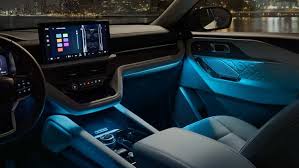Ford Explorer 2025 ra mắt: Loại bỏ động cơ hybrid, thiết kế tinh chỉnh nhẹ