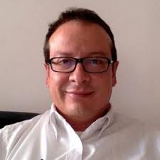 Diez apuntes sobre Diariamente (2021) de Joaquín Tapia