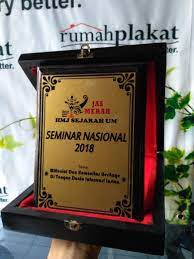 Maybe you would like to learn more about one of these? Jual Plakat Kayu Vandel Kayu Kenang Kenangan Magang 0852 3142 3985 Toko Plakat Malang 0852 3142 3985