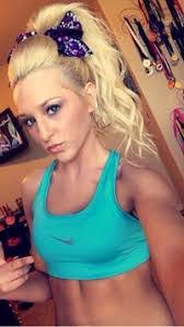 Vanessa Billings's Instagram, Twitter & Facebook