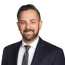 Lee Bianchi's Instagram, Twitter & Facebook