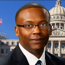 Storm damages homes, blocks streets in Clinton