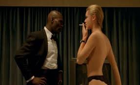 The greatest flaw in femme fatale is also the biggest spoiler, but it comes towards the end and definitely changes the perspective of the film. Brian De Palma S Femme Fatale The Only Thing Missing Is The Woman Part One Italkyoubored