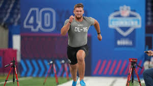 4 defensive players the Houston Texans are hoping fall to them