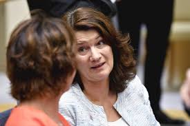 Sveriges utrikesminister ann linde (s) kallar agerandet fullständigt oacceptabelt medan tyskland kräver en omedelbar förklaring. Ann Linde Ny Utrikesminister Landets Fria