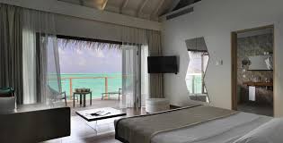 Romantic luxury resorts for couples and honeymooners. Maldives Honeymoon Voyage Prive