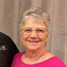 Barbara Bernal (bzybee16)