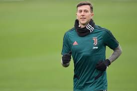 In occasione della giornata nazionale per la lotta al bullismo e cyberbullismo, l'attaccante della juventus e della nazionale federico bernardeschi ha pubblicato un. Forza Juventus On Twitter Juventus Will Probably Sell Federico Bernardeschi In The Summer If His Performances Don T Improve In Second Part Of The Season Corriere Torino Https T Co Heiexeespo