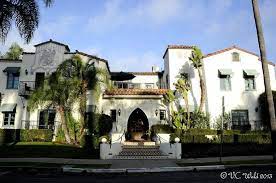 3 yıldızlı the eagle inn, alameda parki'dan sadece 2.2 km uzaklıkta yer alır. Eagle Inn Entrance From Natoma Street Picture Of The Eagle Inn Santa Barbara Tripadvisor