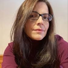 Lori Byers's Instagram, Twitter & Facebook