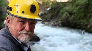 Tony and monica investigate a gold hot spot the old dredges may have missed. Gold Rush White Water Season 3 Release Date Cast New Season Episodes