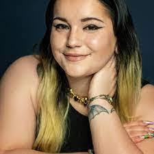 Tanisha Henderson's Instagram, Twitter & Facebook