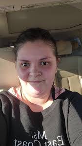 Renee Jeffrey's Instagram, Twitter & Facebook