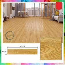 Untuk warnanya terdapat 3 pilihan, yaitu coklat, cream dan putih tulang, semuanya bisa di pilih berdasarkan selera pribadi. Lantai Vinyl Plank Motif Kayu Vinyl Flooring Wooden Motif Vinyl Lantai Motif Kayu Sticker Lantai Pvc Vinyl Lantai Motif Kayu Elegant 1 8mm Lantai Rumah Motif Kayu Klasik 108 Lazada Indonesia