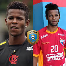 Erick Flores Bonfim é um jogador de Futebol de 35 anos nascido em  1989-04-30, em Rio de Janeiro (RJ), Brasil. Joga como Meia. No início da  carreira, Erick foi considerado um dos